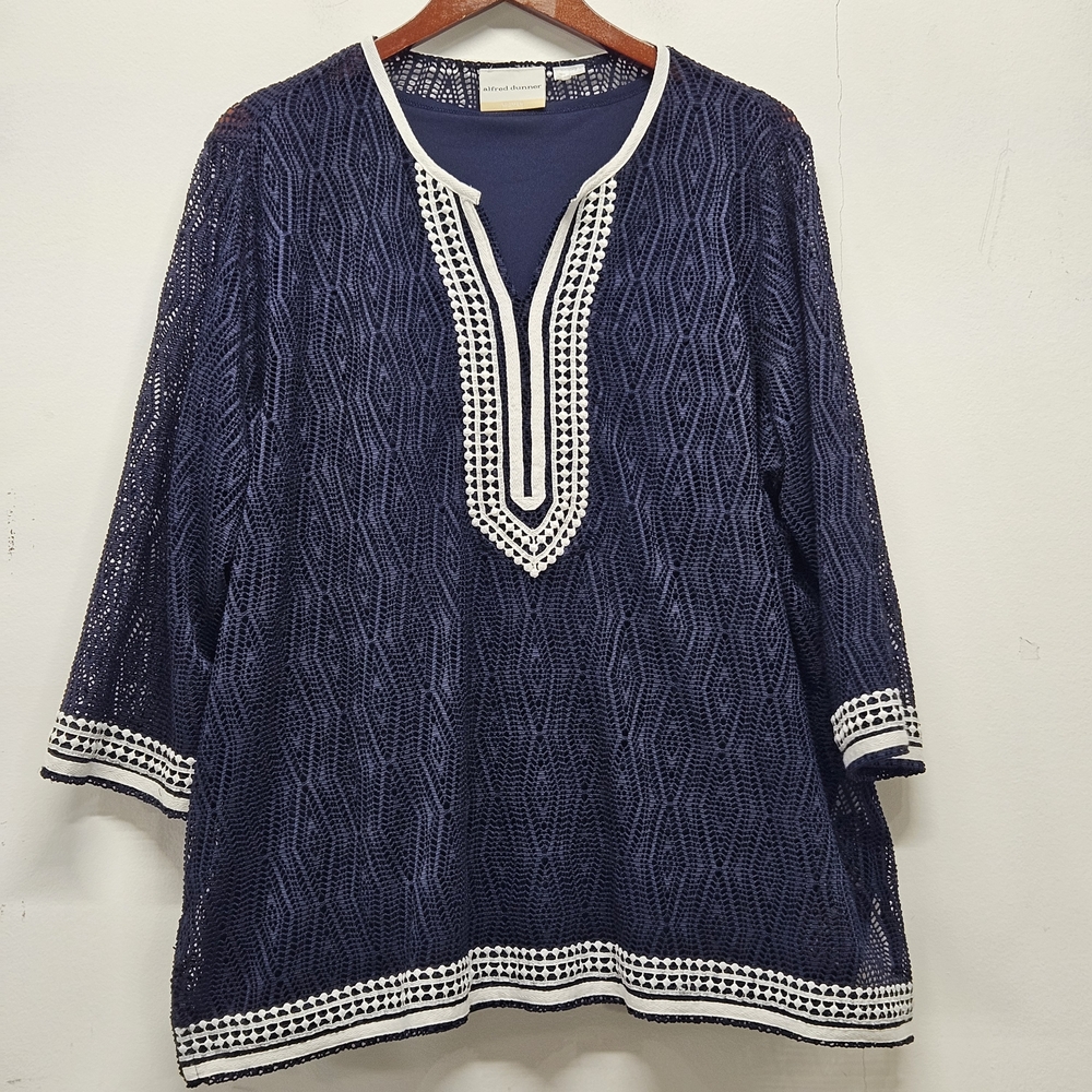 Alfred Dunner Woman Navy Blue Lace Overlay Tunic Top White Trim Boho Beach